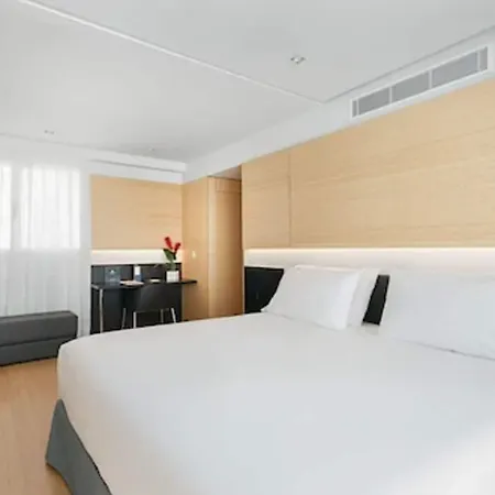 Exe Plaza Catalunya 4*